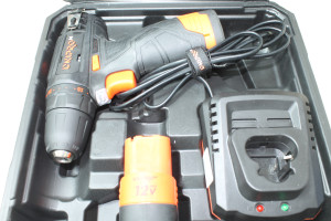 Шуруповерт акумуляторний Dnipro-m CD-12CX COMPACT+FC-122+BP-122 2шт