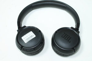 Bluetooth гарнитура JBL TUNE 520BT