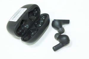 Bluetooth гарнітура JBL WAVE BEAM
