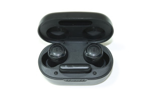 Bluetooth гарнитура JBL Quantum TWS AIR