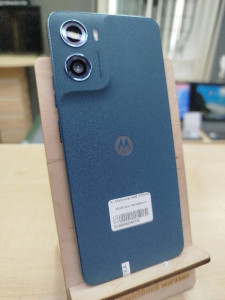 Мобильный телефон Motorola G06 4/64GB