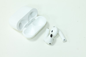 Bluetooth гарнітура AirPods 4 A3058 A3053 A3050