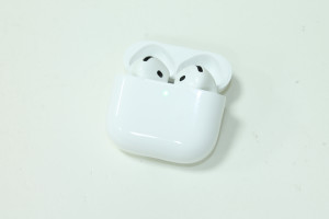 Bluetooth гарнітура AirPods 4 A3058 A3053 A3050
