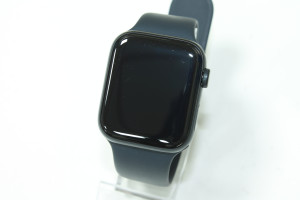 Смарт часы Apple Watch SE3 44mm