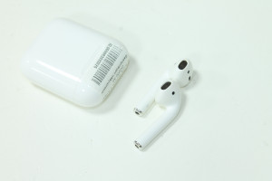 Bluetooth гарнітура Apple AirPods 2 A1602 (A2032 A2031)