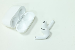 Bluetooth гарнітура Apple AirPods 4 (A3053, A3050, A3058)