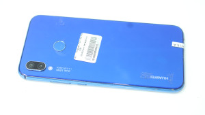 Мобільний телефон Huawei P20 Lite 4/64Gb