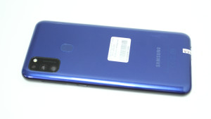 Мобільний телефон Samsung M215 Galaxy M21 4 / 64GB