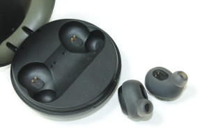 Bluetooth гарнітура JBL FREE X