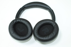 Bluetooth навушники SOUNDCORE Q30