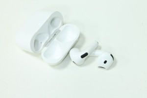 Bluetooth гарнітура Apple AirPods 4 ANC A3059 (A3055, A3056)