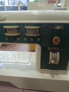 Швейная машина SINGER 784