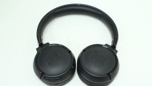 Bluetooth гарнітура JBL tune 520BTR