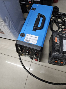 Сварочный инвертор Tesla MMA 303