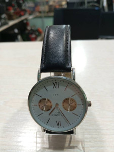 Часы кварцевые The Genuine