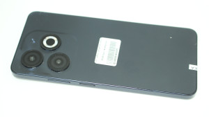 Мобільний телефон Infinix Smart 8 2/64GB