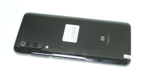 Мобільний телефон Xiaomi Mi 9 6 / 64GB