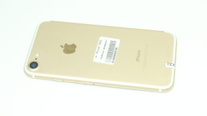 Мобільний телефон iPhone 7 32Gb