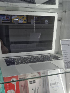 Ноутбук Apple MacBook Air A1466