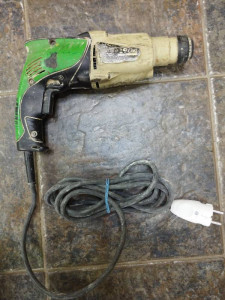 Перфоратор HITACHI DH22PG