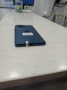 Мобильный телефон Motorola Edge 50 Fusion 12/512