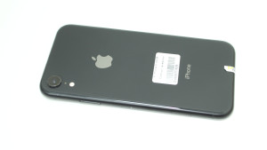 Мобільний телефон iPhone XR 64GB