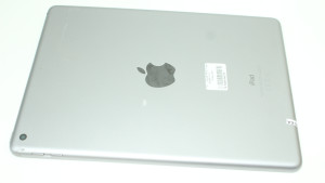 Планшет Apple IPad 5gen 32Gb Wi-Fi (A1822)