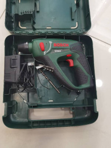 Перфоратор акумуляторний Bosch Uneo