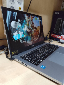 Ноутбук ACER AG15-31P-30N9