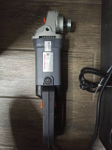 Болгарка ЕНЕРГОМАШ УШМ9023ОП