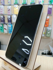 Мобильный телефон TECNO Spark 30C (KL5n) 4/128GB