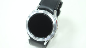 Смарт часы Samsung SM-R880 Galaxy Watch 4 Classic 42mm