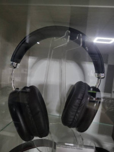 Bluetooth гарнітура Hoco W35 Max