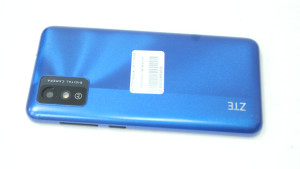 Мобільний телефон ZTE Blade L8 1/16GB