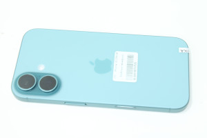 Мобильный телефон iPhone 16 256GB
