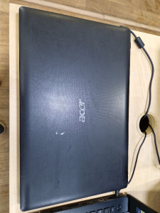 Ноутбук ACER 5560G