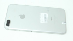 Мобильный телефон iPhone 7 Plus 128Gb не обновлять/не сбрасывать