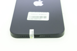 Мобильный телефон iPhone 12 64GB