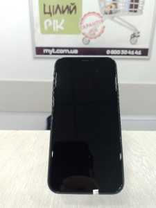 Мобильный телефон iPhone XR 64GB
