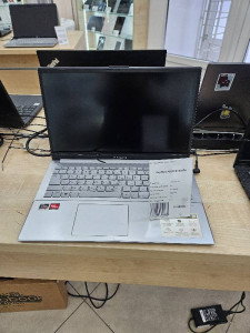 Ноутбук ASUS E1504FA