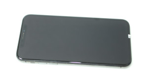 Мобильный телефон iPhone X 64GB