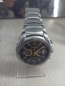 Часы кварцевые CASIO EF-512D