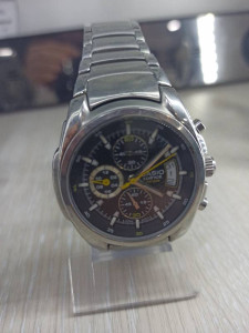 Часы кварцевые CASIO EF-512D
