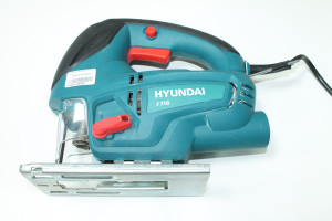 Електролобзик HYUNDAI J710