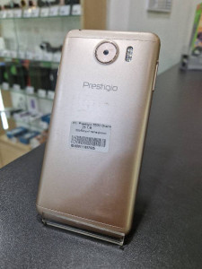 Мобильный телефон Prestigio 5530 Grace Z5 1/8