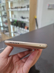Мобильный телефон Prestigio 5530 Grace Z5 1/8