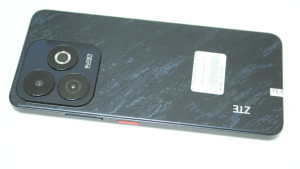 Мобильный телефон ZTE Blade A75 4/256GB