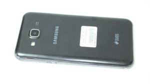 Мобільний телефон Samsung J500H Galaxy J5 1/8GB