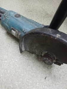 Болгарка Makita GA9020