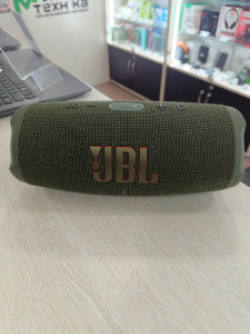 Портативная акустика JBL Charge 5